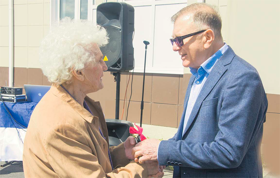 С новосельем, Усманцы!